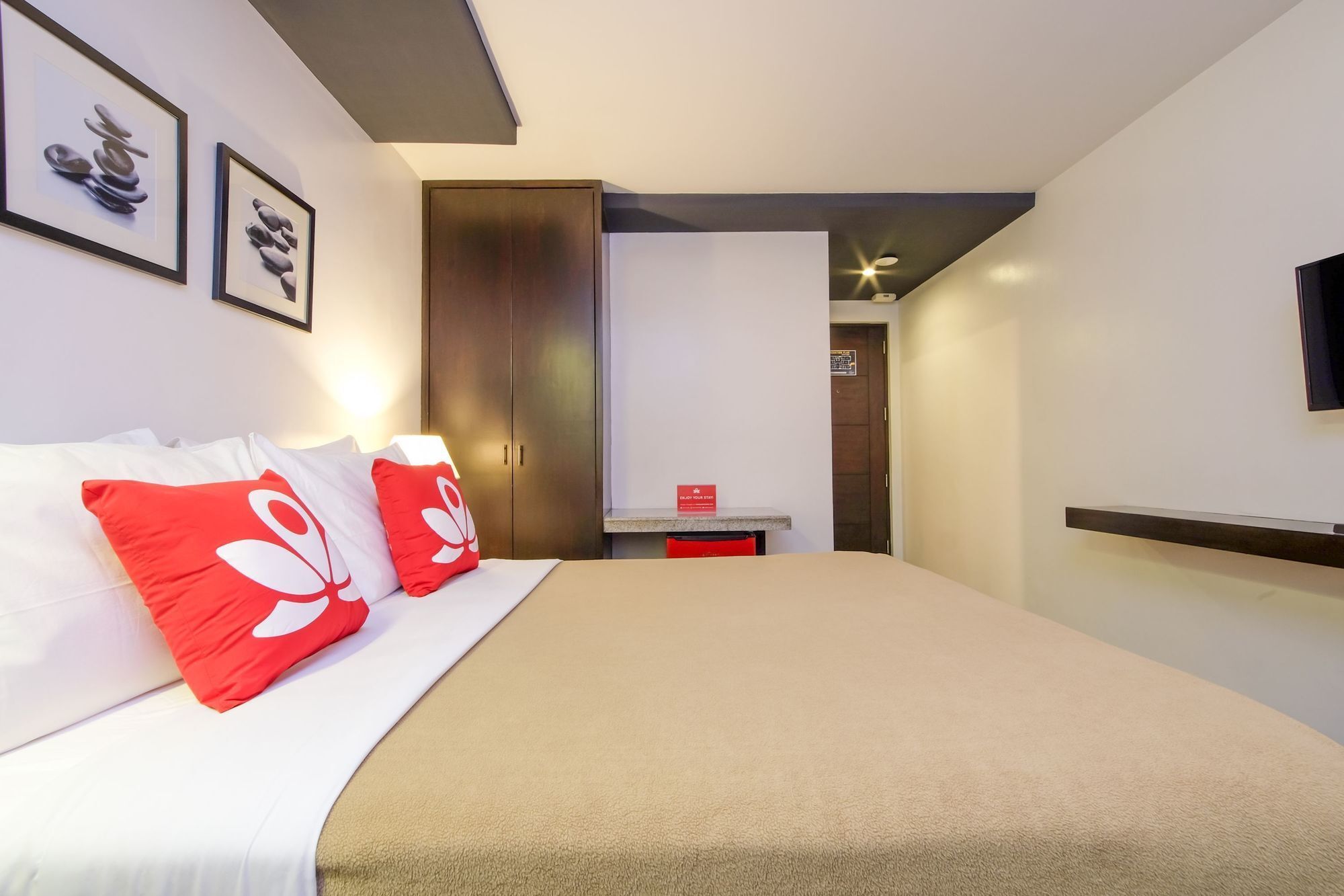 Zen Rooms Durban Poblacion Makati San Pedro Makati Exterior foto